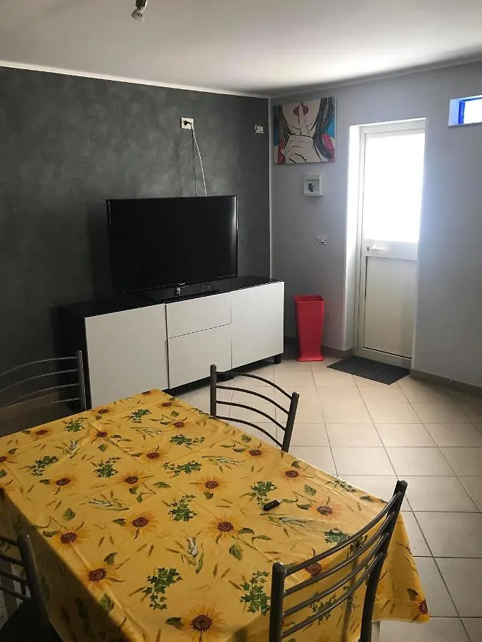 דירות קטאניה Boomerang House - Airport, Center & Beach